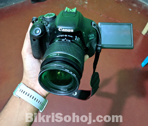 Canon 600d with 18-55 kit lens